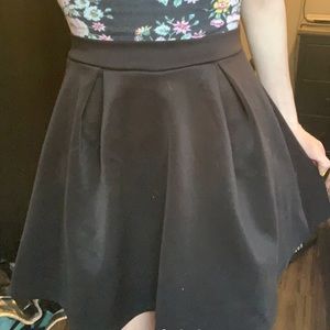 black skater skirt